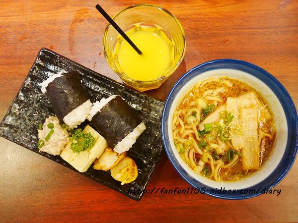 【南港拉麵】津輕拉麵環球南港店 來自日本青森的拉麵  (18).JPG