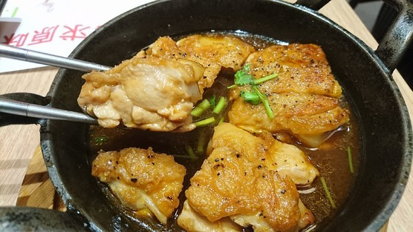 Hot 7 新鉄板料理(高雄漢神巨蛋店)：高雄漢神巨蛋~hot7新鉄板料理~王品平價料理~堅持原塊 講求原味~