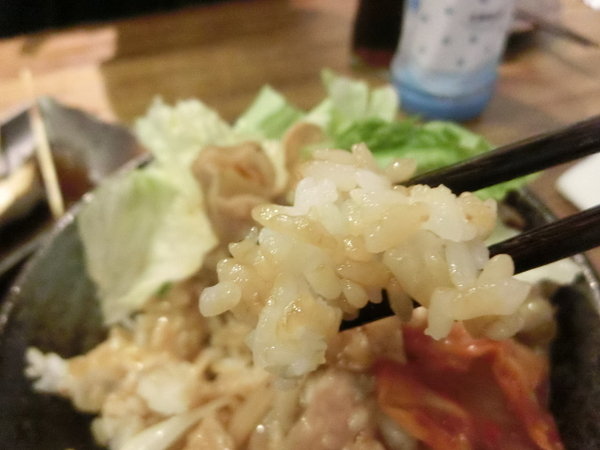 澠井川 日式串燒居酒屋:澠井川日式串燒居酒屋~是噹噹媽和噹噹爸放鬆大快朵頤的好所在!推薦香蒜燒五花丼及鹽燒松板豬串超美味~