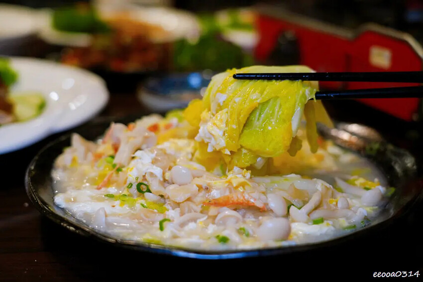 台北炒鱔魚、沙茶魚頭火鍋「老睦家」，遼寧夜市台菜料理、無菜單