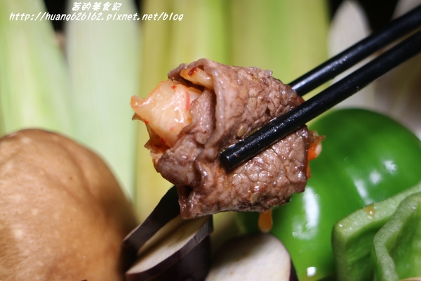 燒肉殿：【台北大安區】中華男籃國手洪志善投資『燒肉殿』東區燒烤吃到飽/捷運忠孝復興站~