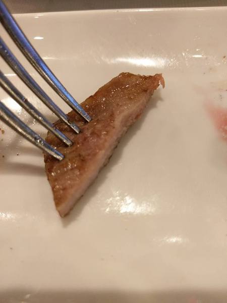 火地島:火地島-原主打阿根廷碳烤牛排 現以串燒和碳烤牛排為主 是拜訪過就不會再踏進去第二次的雷店