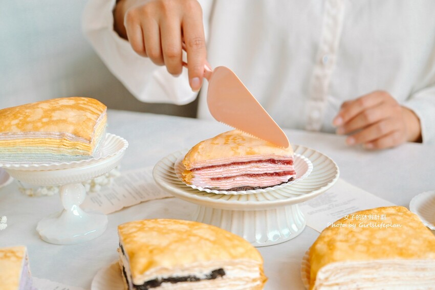 千層蛋糕第一品牌!千層蛋糕口味多達20種可以4拼或8拼,一片不到85元有夠平價