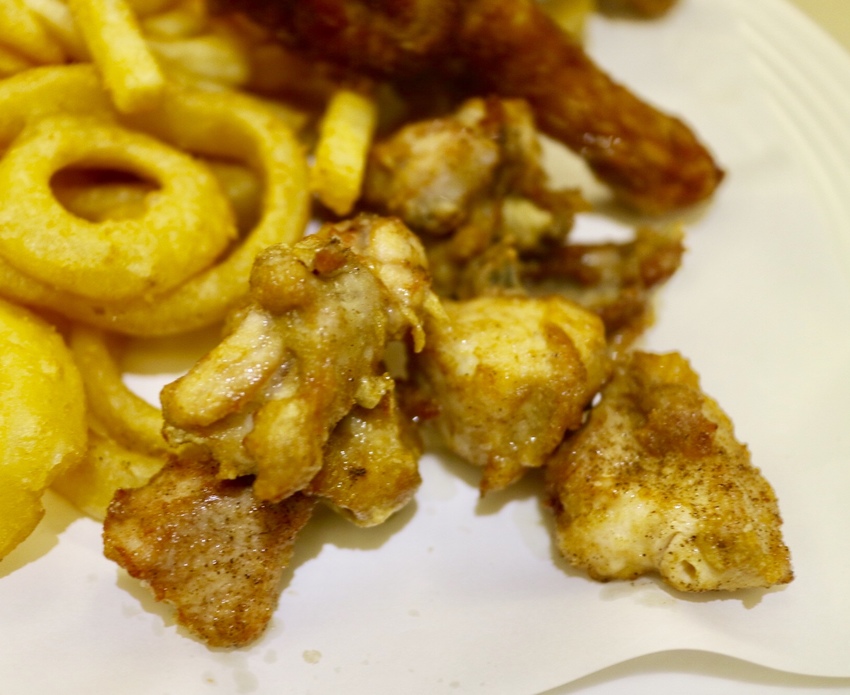 【來我家吃pizza】手工窯烤的美味,獨特創新的口味(臭豆腐、客家鹹豬肉)-中壢美食餐廳推薦 - 邦妮2兔