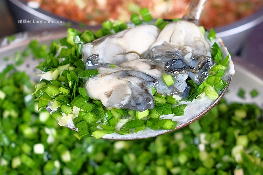 台中小吃 | 清水三代燒炸粿(新興路)。傳承三代53年古早味,在地人激推隱藏版,滿滿人潮完全沒停過! @蹦啾♥謝蘿莉 La vie heureuse