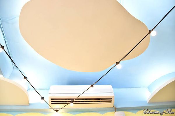 【新北。美食】新莊 / 曲尼的公園，野餐不必到室外，置身於藍天白雲下的草皮野餐