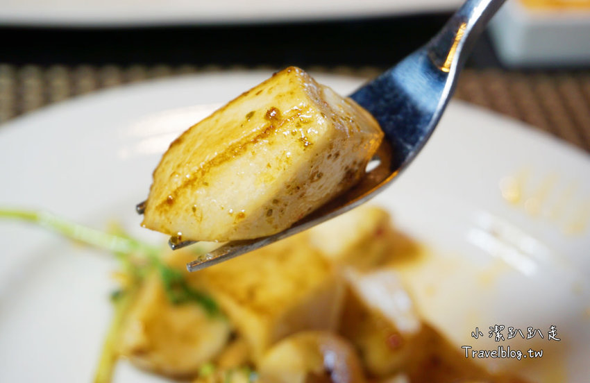 雲林斗六鐵板燒推薦》鐵町心作鐵板料理。傳統套餐真超值,澎湃海陸套餐一次滿足,火燄冰淇淋料理,可帶竉物 - 小潔趴趴走旅遊札記