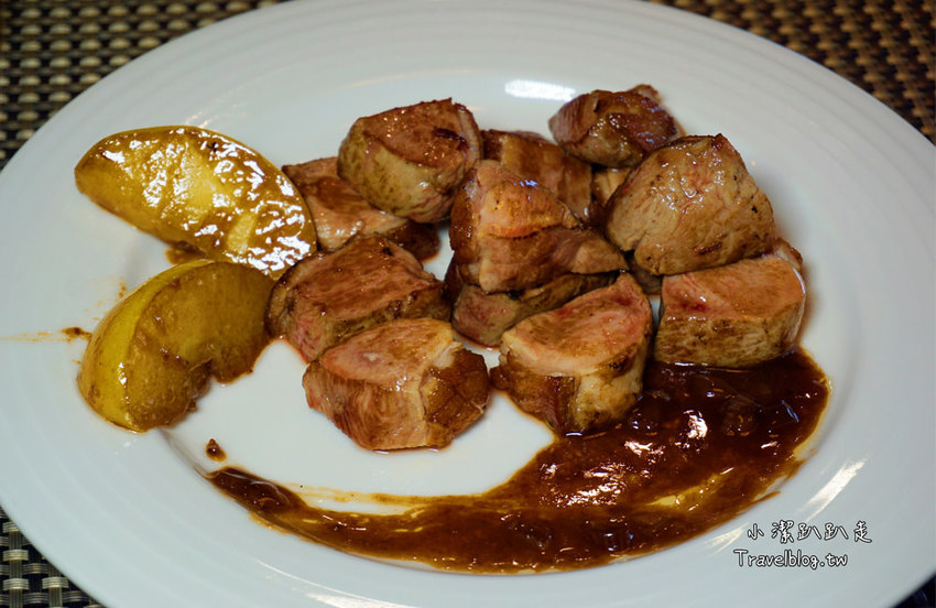 雲林斗六鐵板燒推薦》鐵町心作鐵板料理。傳統套餐真超值,澎湃海陸套餐一次滿足,火燄冰淇淋料理,可帶竉物 - 小潔趴趴走旅遊札記