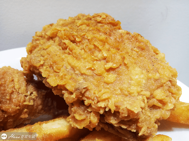 【新北三重】胖老爹美式炸雞 三重三民店 | 大推! 人氣排隊宵夜美食 比肯德基還好吃的炸雞 酥脆外皮鮮嫩多汁 香氣十足