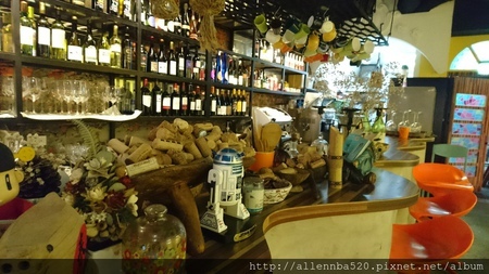 幹嘛餐酒館~西班牙料理x花東食材~室內擺設016