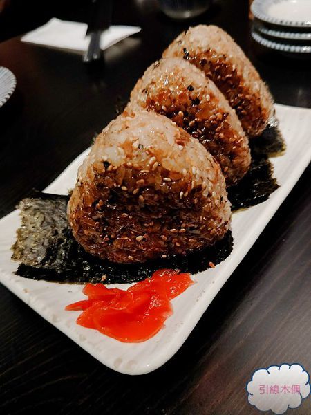 [食記/高雄/左營] 柶築晚酌の店│酒酣飽足之際，夢迴日本品嚐東瀛，道地居酒屋，生態園區站