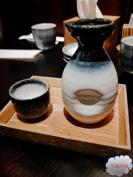 [食記/高雄/左營] 柶築晚酌の店│酒酣飽足之際，夢迴日本品嚐東瀛，道地居酒屋，生態園區站