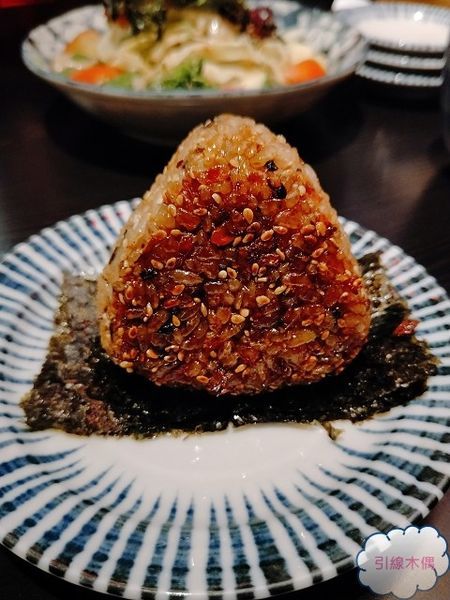 [食記/高雄/左營] 柶築晚酌の店│酒酣飽足之際，夢迴日本品嚐東瀛，道地居酒屋，生態園區站