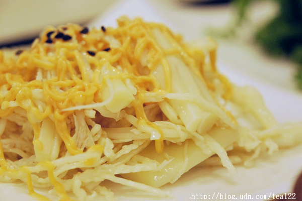 【老店故事系列】從地震瓦礫中重新站起的阿榮紹族麵299元總統魚簡餐