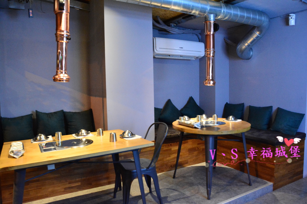 【新北美食】MANNA 만나 韓式烤肉專門店 ~ 美魔女韓國老闆娘，韓式烤肉、超棒海鮮湯麵，不用到韓國在板橋就可以吃到道地韓式料理