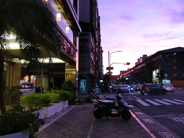 Ahotel.tw 高雄信宗大飯店：【高雄飯店／飯店推薦】台灣精緻商旅(Ahotel.tw)高雄信宗大飯店(高雄)～精緻舒適好想要多住幾天喔！