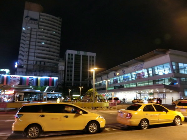 Ahotel.tw 高雄信宗大飯店：【高雄飯店／飯店推薦】台灣精緻商旅(Ahotel.tw)高雄信宗大飯店(高雄)～精緻舒適好想要多住幾天喔！