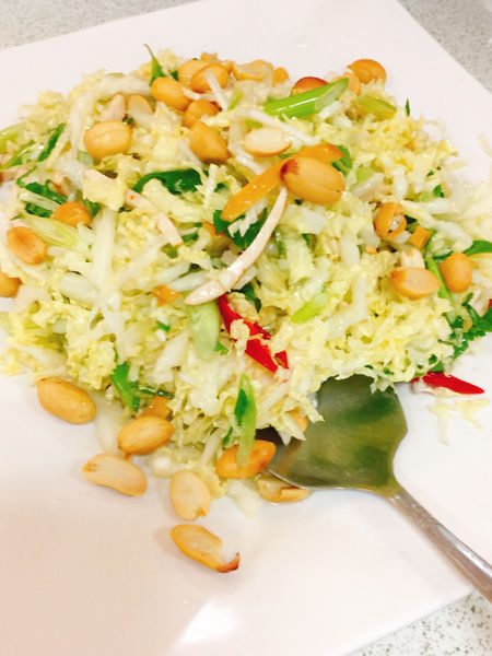 [中山區 捷運大直站］二訪！中央廣播電台的員工餐廳-永寶餐廳 假日限定十人桌菜！道地北方口味的山東燒雞！(附完整菜單Menu)