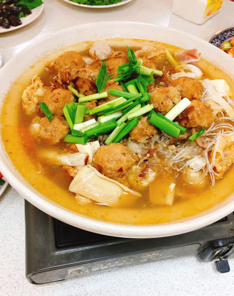 [中山區 捷運大直站］二訪！中央廣播電台的員工餐廳-永寶餐廳 假日限定十人桌菜！道地北方口味的山東燒雞！(附完整菜單Menu)