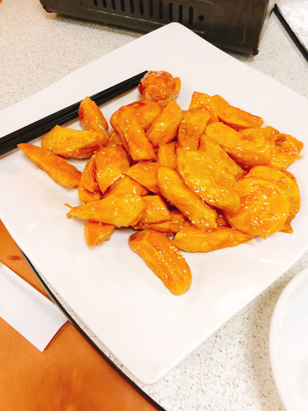 [中山區 捷運大直站］二訪！中央廣播電台的員工餐廳-永寶餐廳 假日限定十人桌菜！道地北方口味的山東燒雞！(附完整菜單Menu)