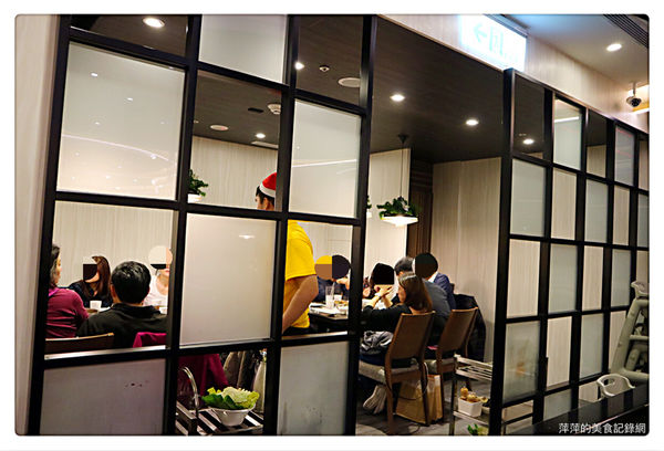 【台北美食】黃記煌 三汁燜鍋 ~ 不加一滴水的火鍋❤️信義區 Att 4 fun 新開的店 - 捷運世貿/101站