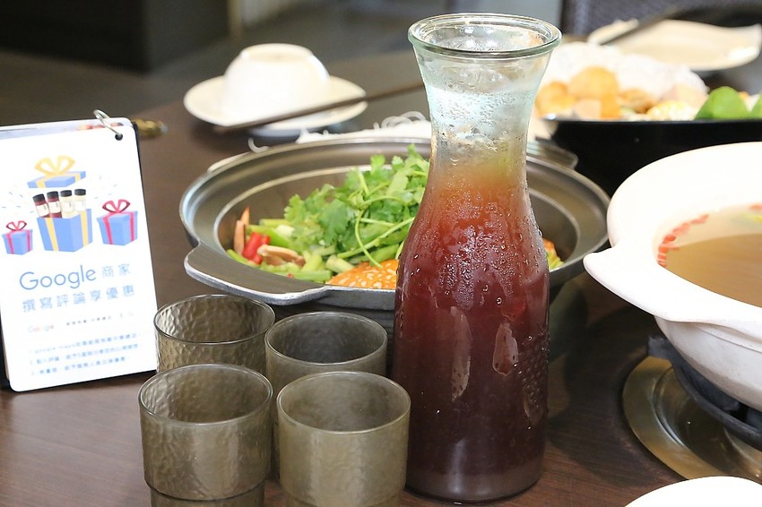 台南第一家正宗花雕雞:廚房有雞~秋蟹正是時候，秋季限定花雕螃蟹鍋一鍋兩吃來囉! - 台南好Food遊