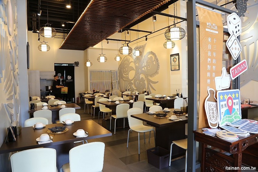 台南第一家正宗花雕雞:廚房有雞~秋蟹正是時候，秋季限定花雕螃蟹鍋一鍋兩吃來囉! - 台南好Food遊