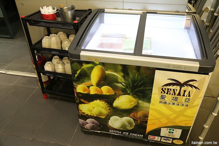 台南第一家正宗花雕雞:廚房有雞~秋蟹正是時候，秋季限定花雕螃蟹鍋一鍋兩吃來囉! - 台南好Food遊