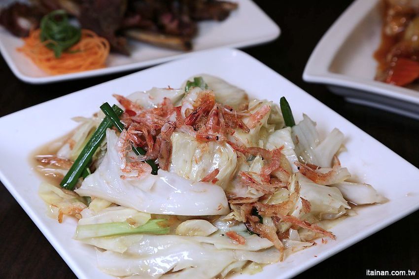 台南第一家正宗花雕雞:廚房有雞~秋蟹正是時候，秋季限定花雕螃蟹鍋一鍋兩吃來囉! - 台南好Food遊