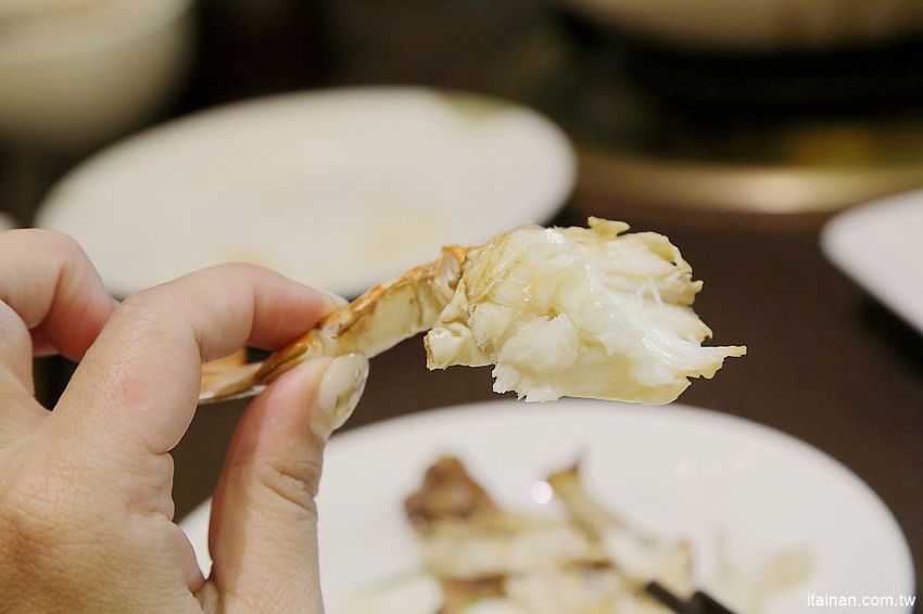 台南第一家正宗花雕雞:廚房有雞~秋蟹正是時候，秋季限定花雕螃蟹鍋一鍋兩吃來囉! - 台南好Food遊