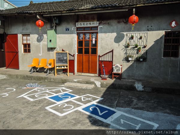 [吃喝]烏溪旁田中央的老頑童～小林陳舍。