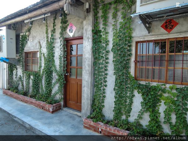 [吃喝]烏溪旁田中央的老頑童～小林陳舍。