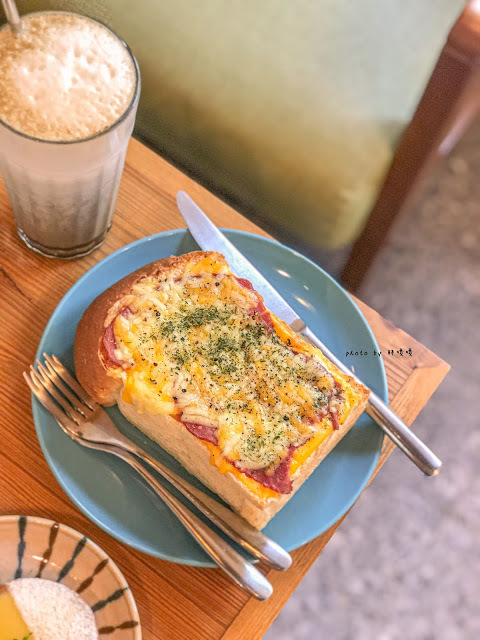 【台中 烏日】小林陳舍🏠田野間的老宅咖啡廳，老宅新生，庭院充滿童趣，餐點、飲品一點也不馬虎，實在太喜歡這裡💞💞💞