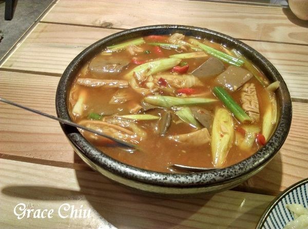 五更腸旺 村子口中華料理 桂林路家樂福4F