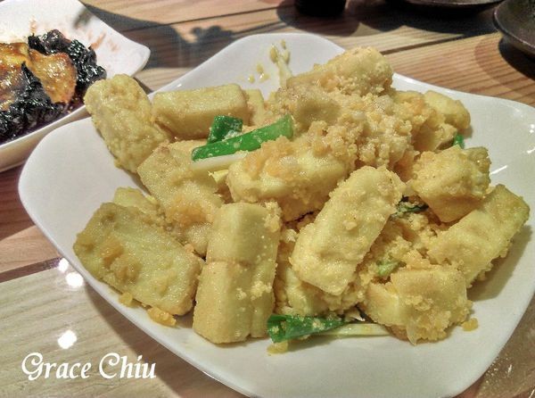 金沙豆腐 村子口中華料理 桂林路家樂福4F