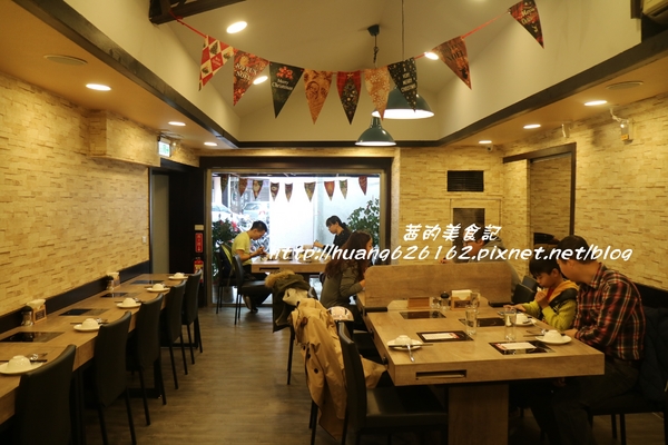 品湯。白色麻辣鍋專賣店:【台北大安區】來自馬來西亞檳城的白色麻辣湯『品湯。白色麻辣鍋專賣店』大安區火鍋推薦、捷運信義安和站、打卡送美國特選牛 品湯。白色麻辣鍋專賣店:【台北大安區】來自馬來西亞檳城的白色麻辣湯『品湯。白色麻辣鍋專賣店』大安區火鍋推薦、捷運信義安和站、打卡送美國特選牛