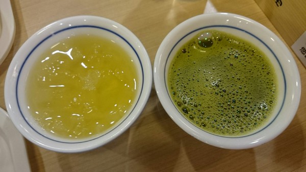 左營高鐵食堂：高雄彩虹市集~左營高鐵食堂~日本最大連鎖庶民食堂~滑嫩的玉子燒超推喔~