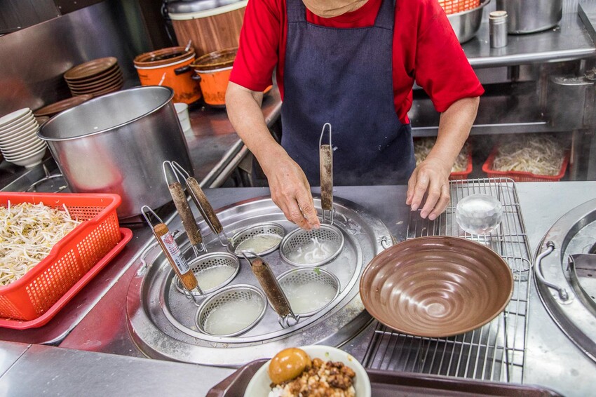 新北市板橋區環南米苔目｜都沒在漲價的！小菜都是30元，老牌米苔目任點都是銅板價