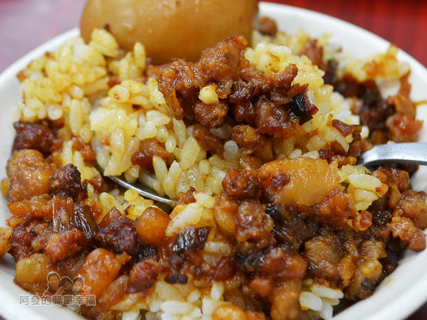 環南米苔目15-魯肉飯特寫