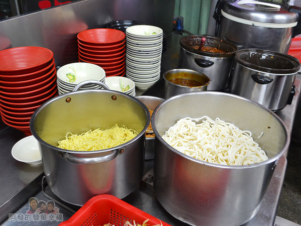 環南米苔目09-麵飯燙青菜區