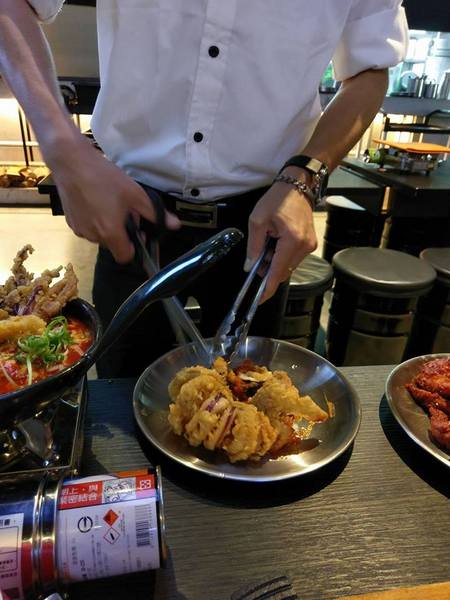 POCHA 韓式熱炒(台中旗艦店):POCHA 韓式熱炒-當初衝了沒搶到5折 後來去吃整個噢死