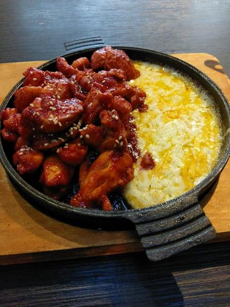 POCHA 韓式熱炒(台中旗艦店):POCHA 韓式熱炒-當初衝了沒搶到5折 後來去吃整個噢死