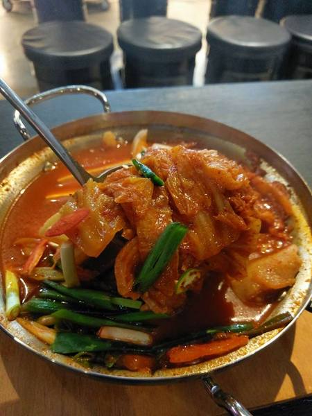 POCHA 韓式熱炒(台中旗艦店):POCHA 韓式熱炒-當初衝了沒搶到5折 後來去吃整個噢死