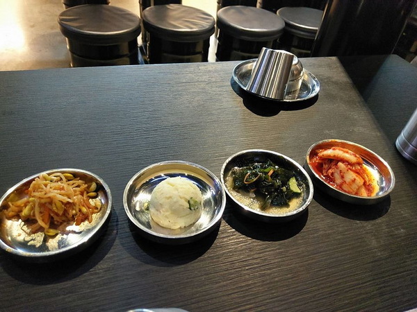 POCHA 韓式熱炒(台中旗艦店):POCHA 韓式熱炒-當初衝了沒搶到5折 後來去吃整個噢死