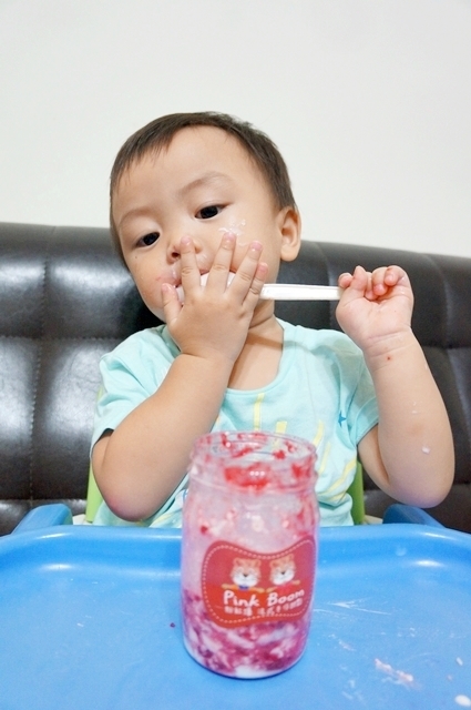 【台北萬華區】Pink Boom粉紅爆法式手作甜點，西門町峨嵋街24小時甜點販賣機