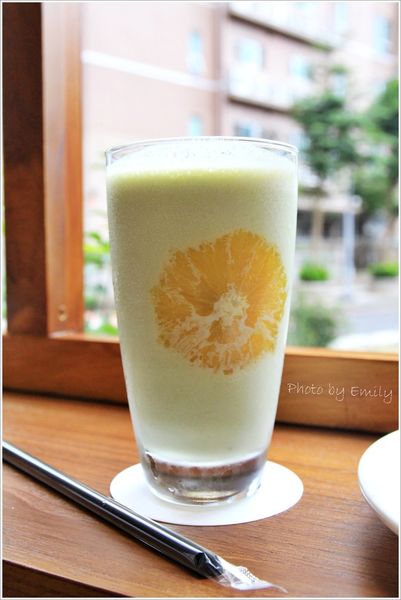 鲜果奶昔系列-香草毛豆