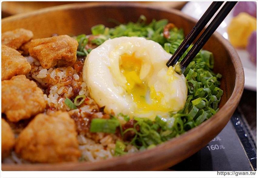 台北也能吃到溫體牛！15道菜整桌擺滿滿，還附飲料甜點，每人只要350元～