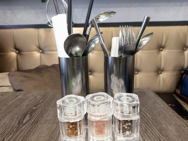 瓦法奇朵Waffogato(台北車站店)：瓦法奇朵Waffogato-北車周邊複合式料理  火鍋、排餐、甜點應有盡有