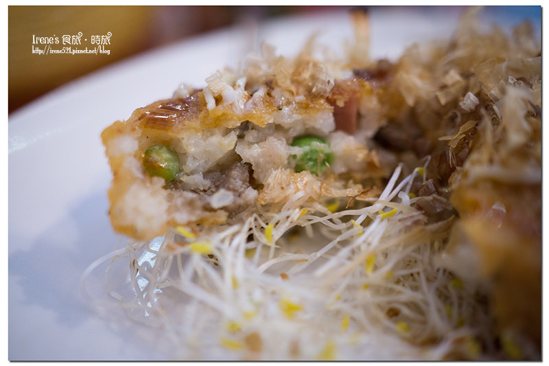 【三重】用波蘿麵包取代漢堡包/創意吃法的大阪飯糰/早午餐種類超級多．Robins kitchen羅賓廚房