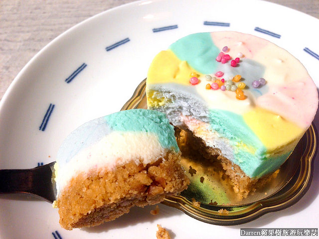 『桃園中壢下午茶』拾事咖啡★彩虹生乳酪甜點小巧可愛/抹茶控別錯過小山園抹茶歐蕾/文青風咖啡店無限制用餐時間不收服務費提供插座